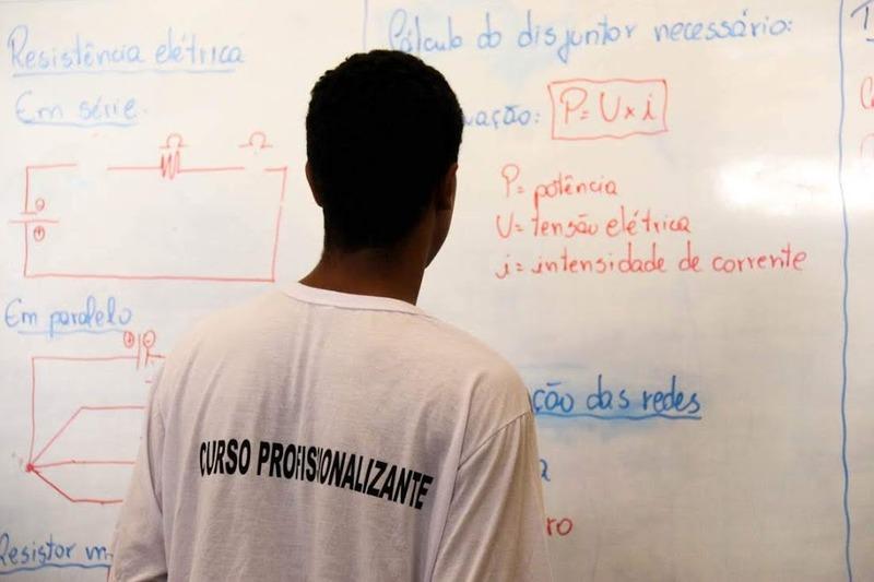 Sistema Socioeducativo de Minas encerra o ano com mais de 25 mil oficinas e 1,2 mil audiências virtuais realizadas