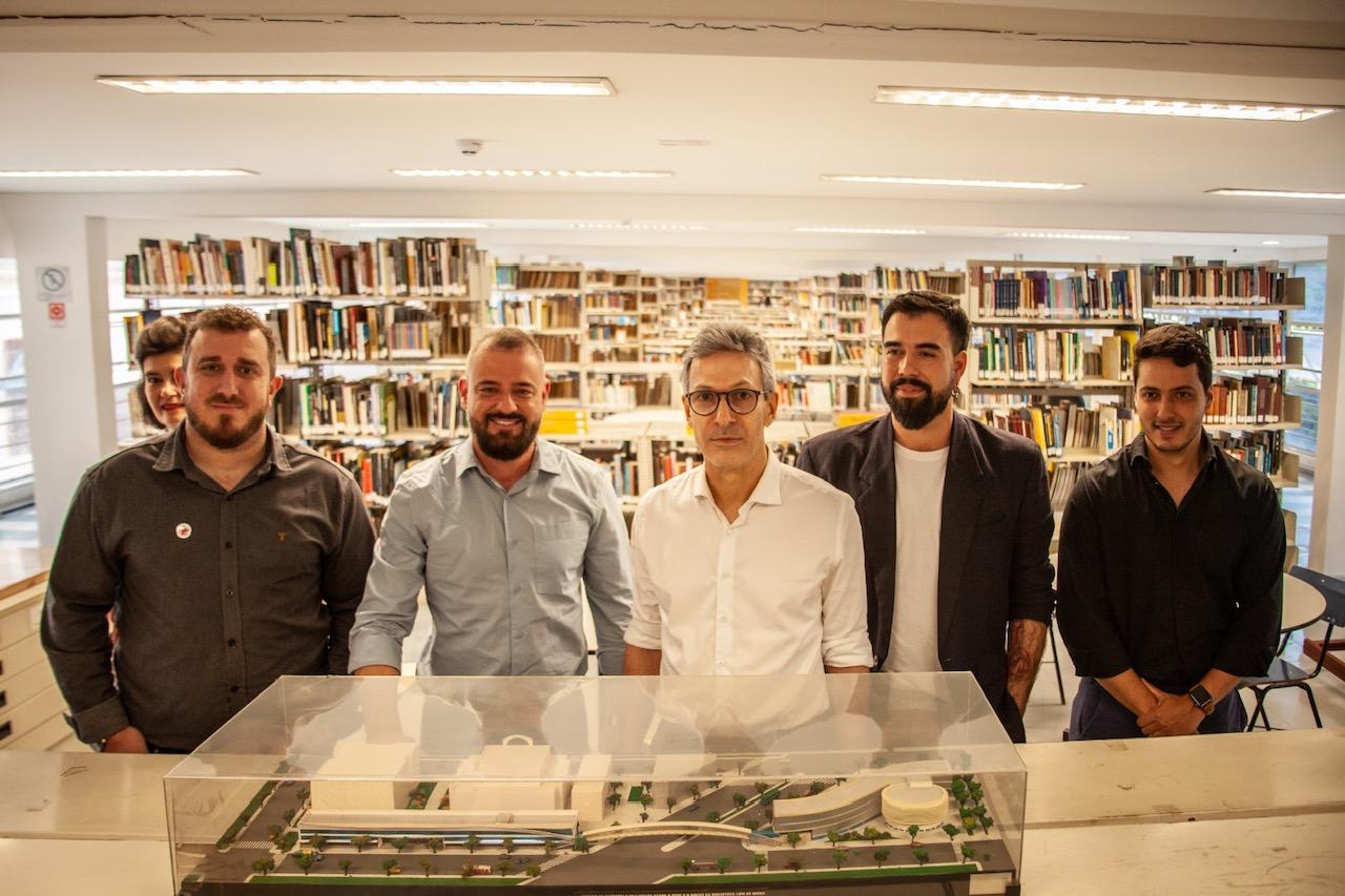 Biblioteca Pública Estadual é reaberta com todas as atividades.