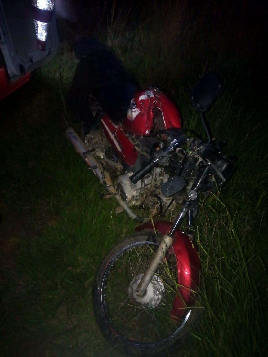 Bombeiros atendem acidente entre duas motocicletas na zona rural de Santa Barbara