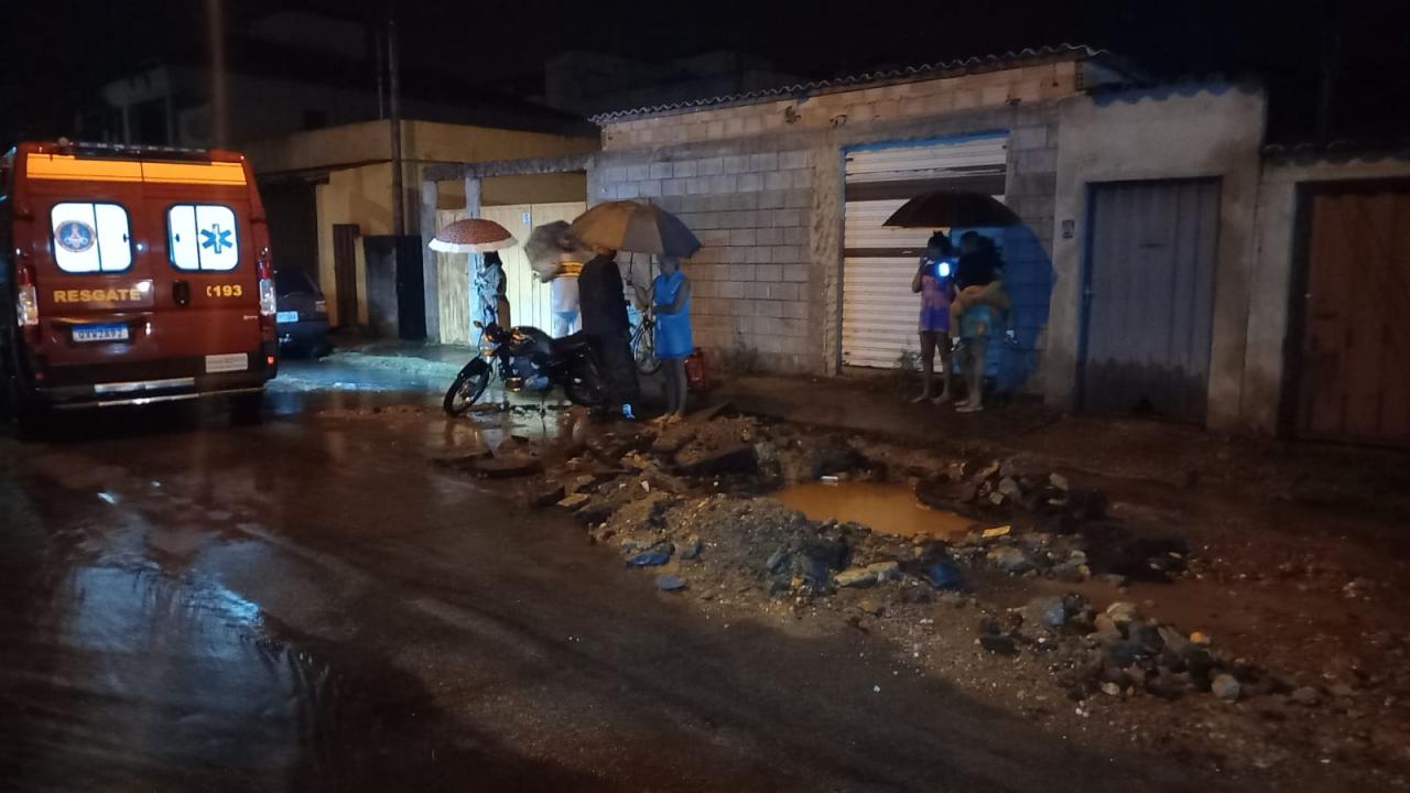 Bombeiros atendem vítima de acidente de motocicleta em São João Del-Rei