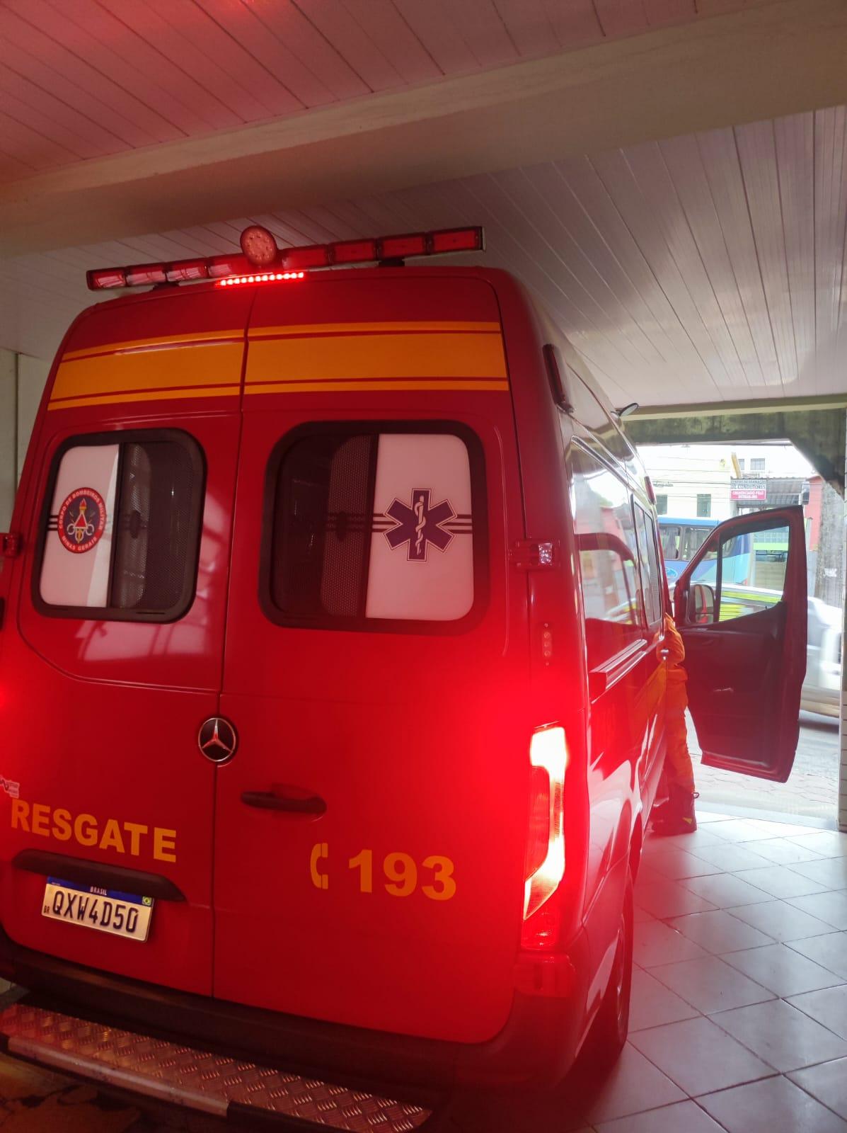 Corpo de bombeiros atende vítima com suspeita de infarto em Conselheiro Lafaiete