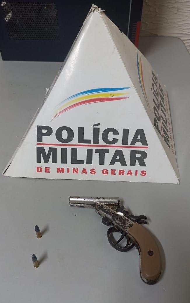Dois homens são presos por porte ilegal de arma de fogo em Cataguases