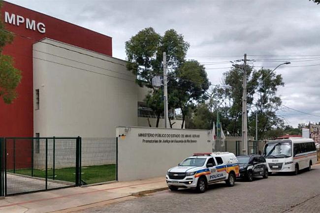 Homem que tentou assaltar e matar policial militar em Ubá é condenado a 12 anos de prisão