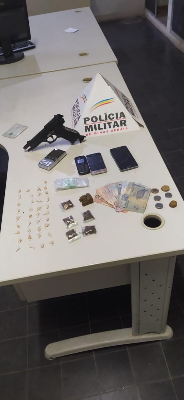 Jovem é preso por tráfico de drogas em São João Del-Rei
