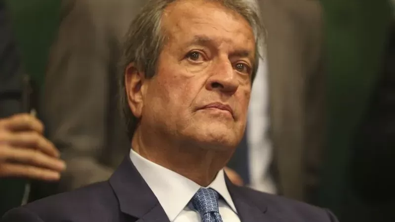 Presidente do PL é denunciado por crimes contra o Estado Democrático de Direito