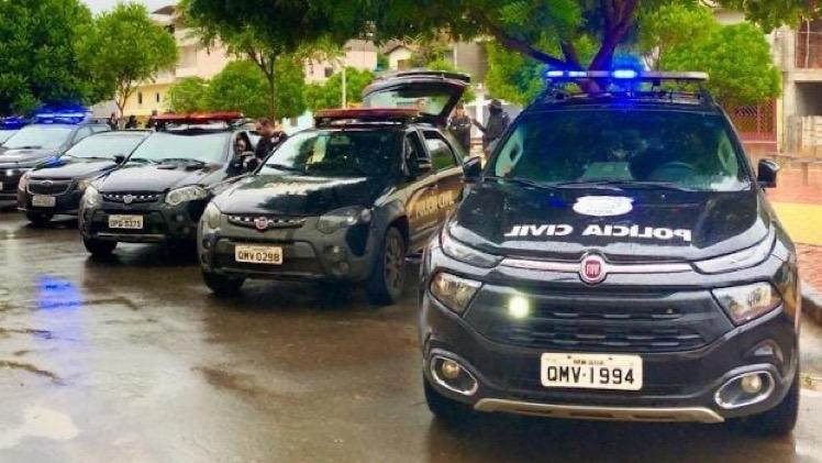A POLÍCIA CIVIL ABRIU INQUÉRITO PARA APURAR AS CAUSAS DO ACIDENTE COM A VAN ESCOLAR EM SANTA LUZIA.