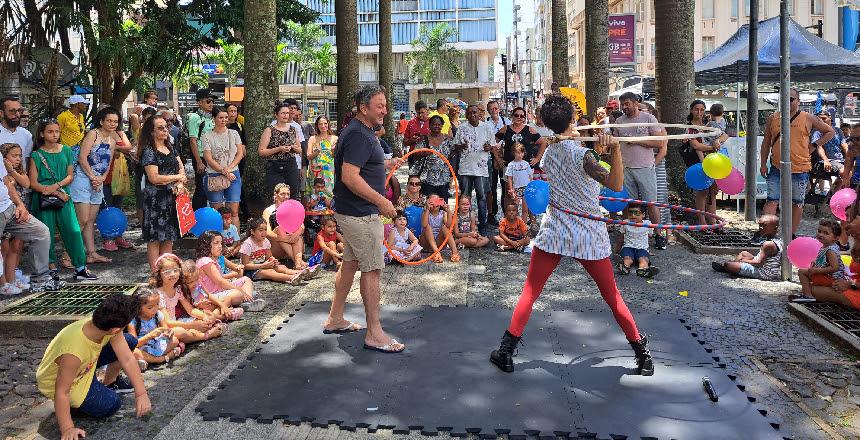 Circo, histórias e cervejas artesanais na programação de férias deste fim de semana