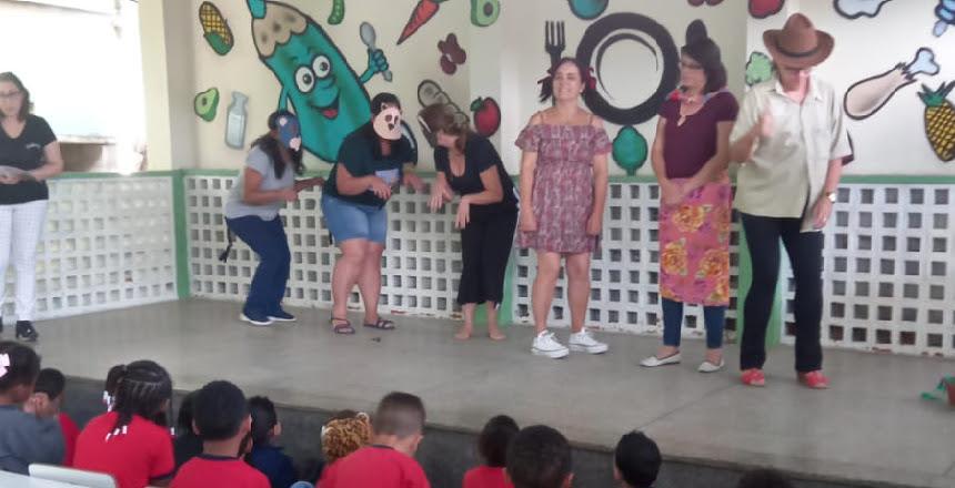 E. M. Ilva Mello Reis realiza ação cultural para os alunos