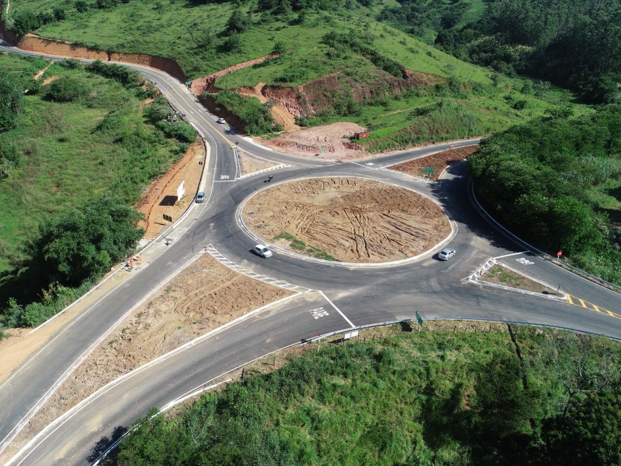 Governo de Minas conclui obra do Contorno de Cataguases, na Zona da Mata