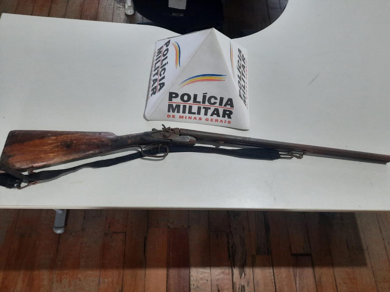 Homem é preso por posse ilegal de arma de fogo em Alto Rio Doce