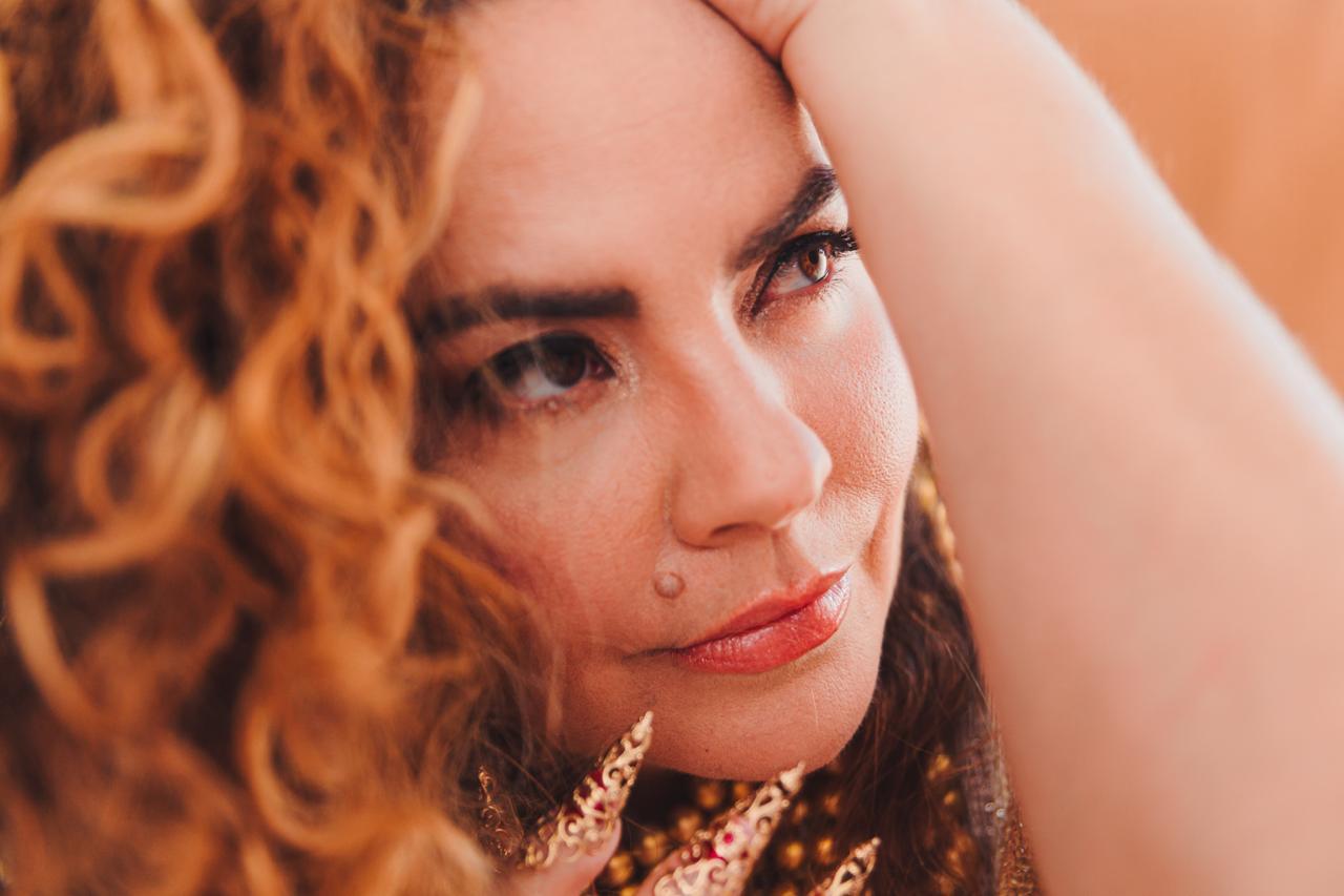 Karynna Spinelli apresenta show Corre Gira no Carnaval 2023