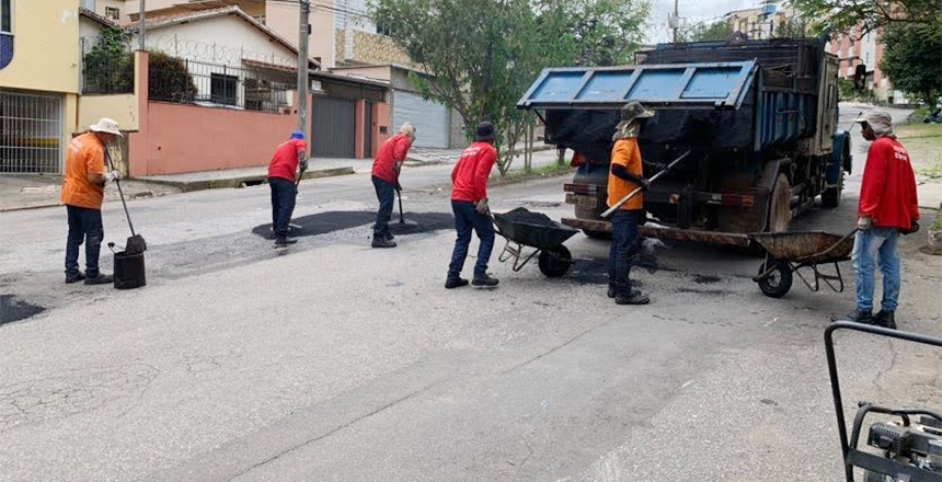 PJF realizou ações de tapa-buraco em mais de 15 bairros nesta segunda, 13