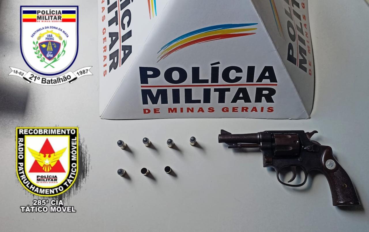 POLÍCIA MILITAR PRENDE FORAGIDO DA JUSTIÇA PORTANDO ARMA DE FOGO EM UBÁ