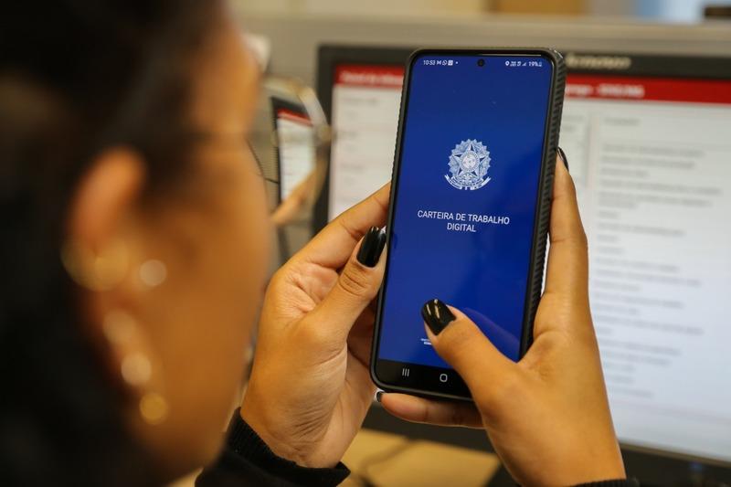 Postos do Sine-MG disponibilizam mais de 9,5 mil vagas de emprego.