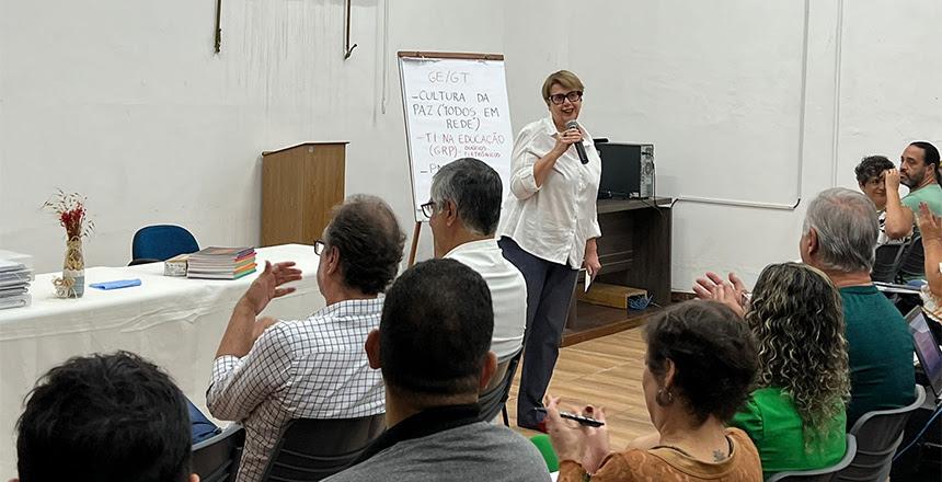 Prefeita participa de primeira reunião ordinária com gestores escolares da rede municipal em 2023