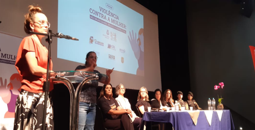 Fórum reúne segurança, justiça, assistência, saúde, direitos humanos e sociedade civil em nome da proteção à mulher