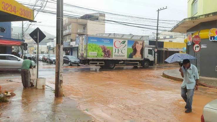 Isenção na conta de água para atingidos por enchentes é vetado