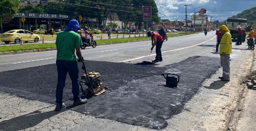 PJF atende 21 bairros com operação tapa-buraco nesta quinta, 16