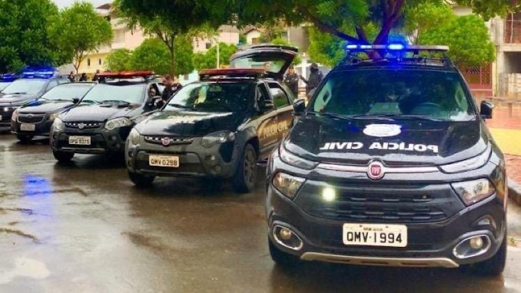 Polícia Civil( PCMG) prende suspeito de cárcere privado e suposta ameaça a escola em Miradouro