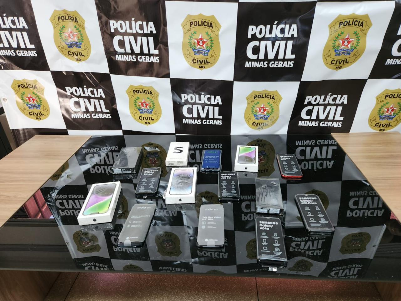 POLÍCIA CIVIL RECUPERA CARGA DE APARELHOS DE TELEFONE CELULAR