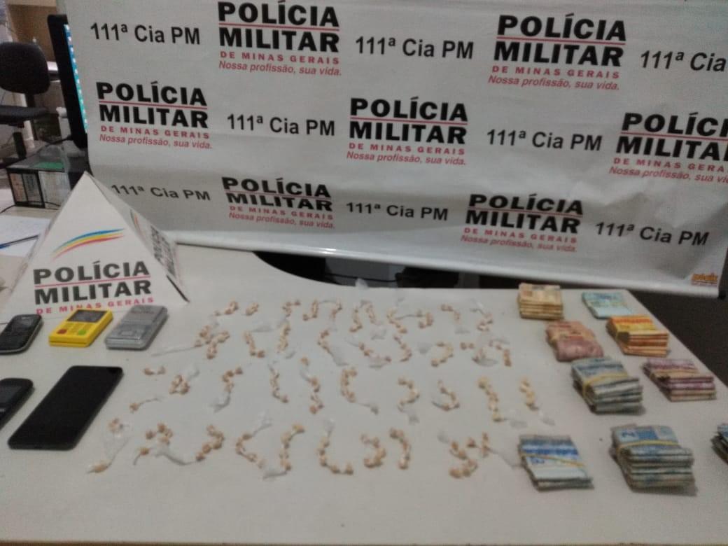 POLÍCIA MILITAR EFETUA PRISÃO POR TRÁFICO DE DROGAS EM UBÁ E VISCONDE DO RIO BRANCO