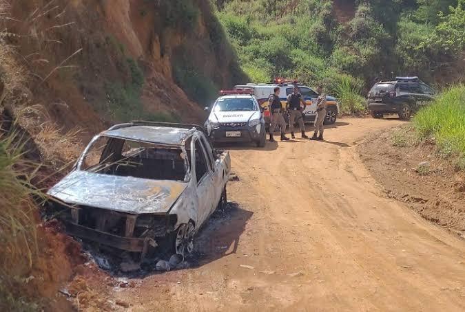 Polícia Militar encontra corpo carbonizado em Guiricema