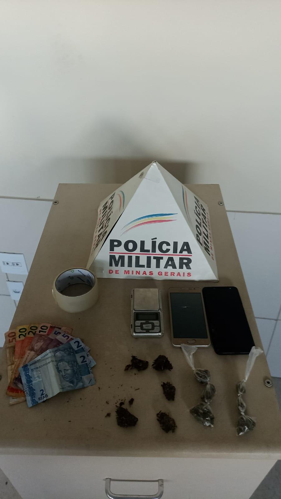 Polícia realiza operação contra o tráfico de drogas em Barbacena e São João Del-Rei
