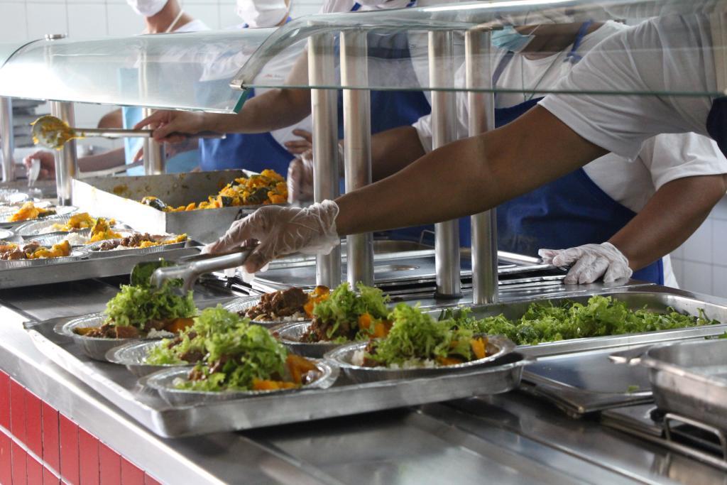 População em situação de rua contará com almoço nos finais de semana e feriados no Restaurante Popular