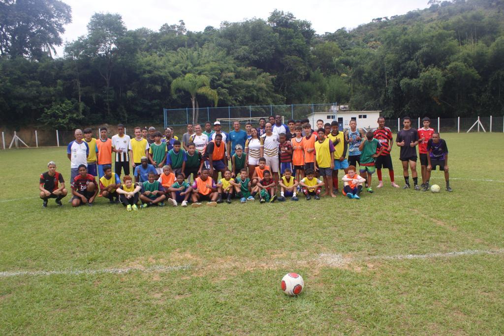 Prefeitura de Matias Barbosa firma parceria com Esporte Clube Villa Real para criação de núcleo esportivo