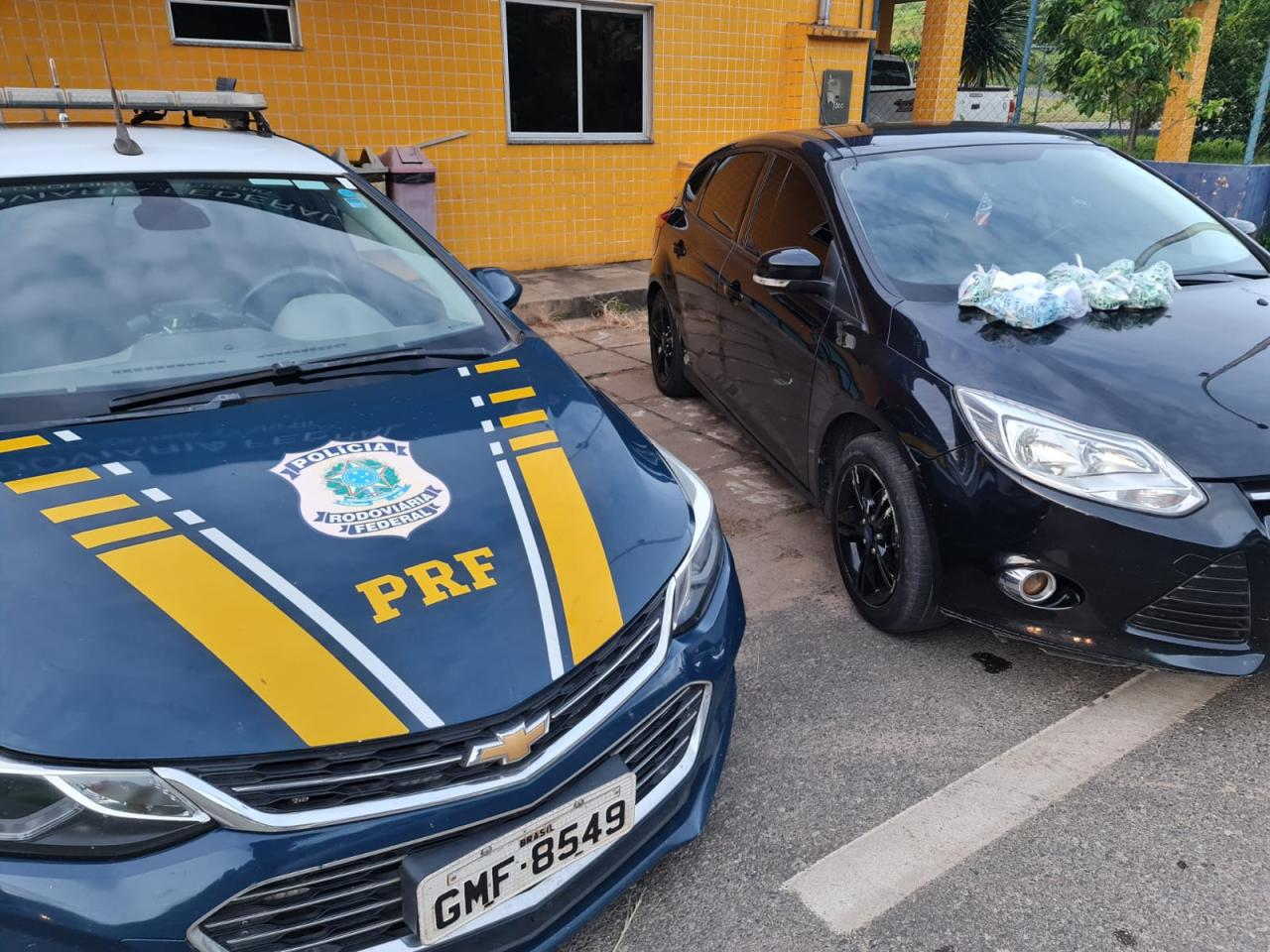 PRF prende homem suspeito de trafico de trafico de drogas na BR 116