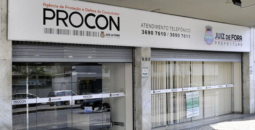 Procon/JF realiza palestra no Centro de Convivência do Idoso sobre relações de consumo