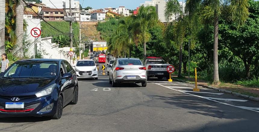 Ruas do Democrata têm novo desvio para a realização de obras de contenção