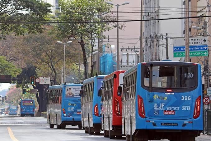 SINDICATO DOS RODOVIÁRIOS BUSCA MELHOR REMUNERAÇÃO PARA MOTORISTAS ATUAREM COMO COBRADORES