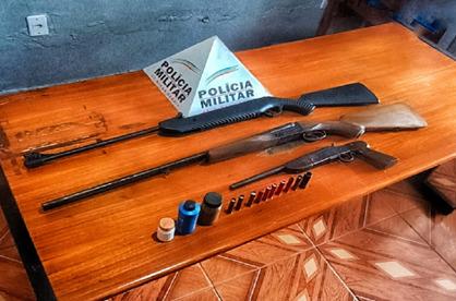 Três armas de fogo e materia para recarga são apreendidas em Rio Espera