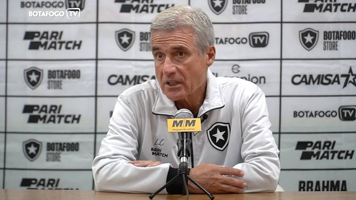 Botafogo desmente que esteja buscando por novos treinadores