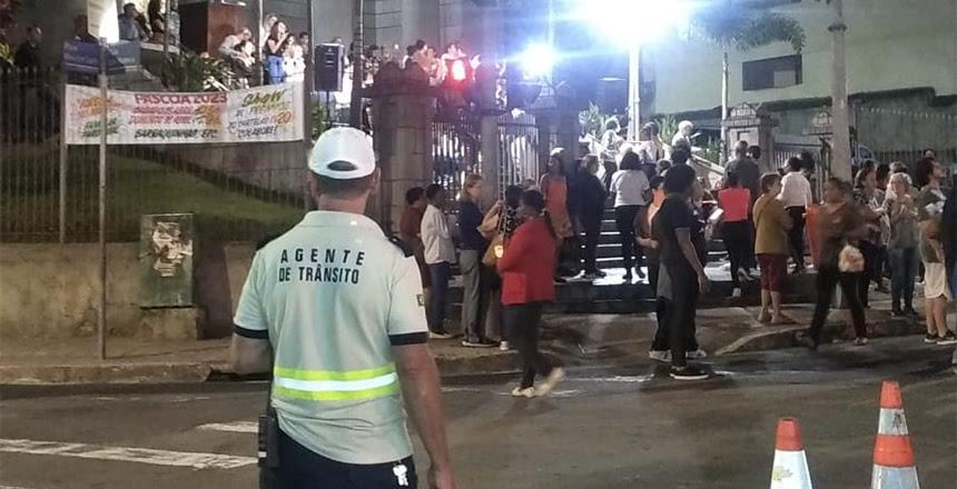 Eventos religiosos da Semana Santa prosseguem com interdições nas vias da cidade até domingo