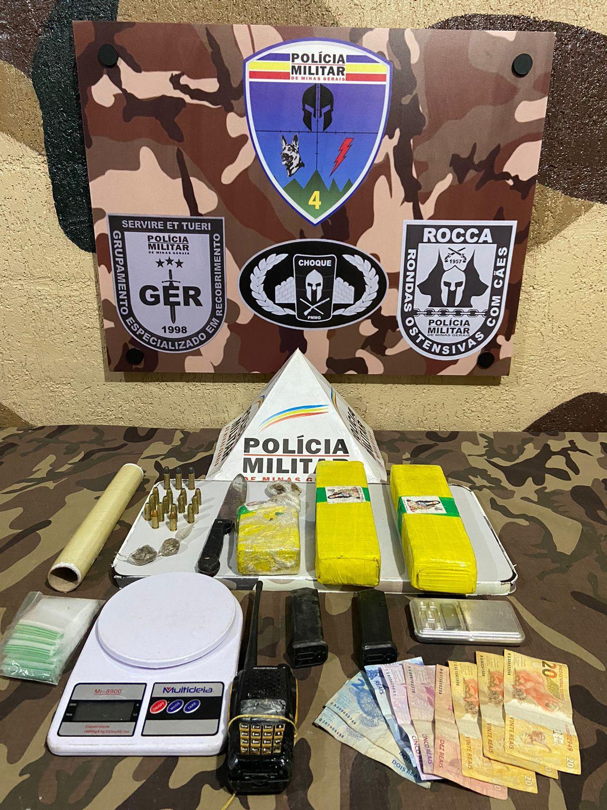 Jovem é preso por tráfico de drogas e porte ilegal de armas em Juiz de Fora