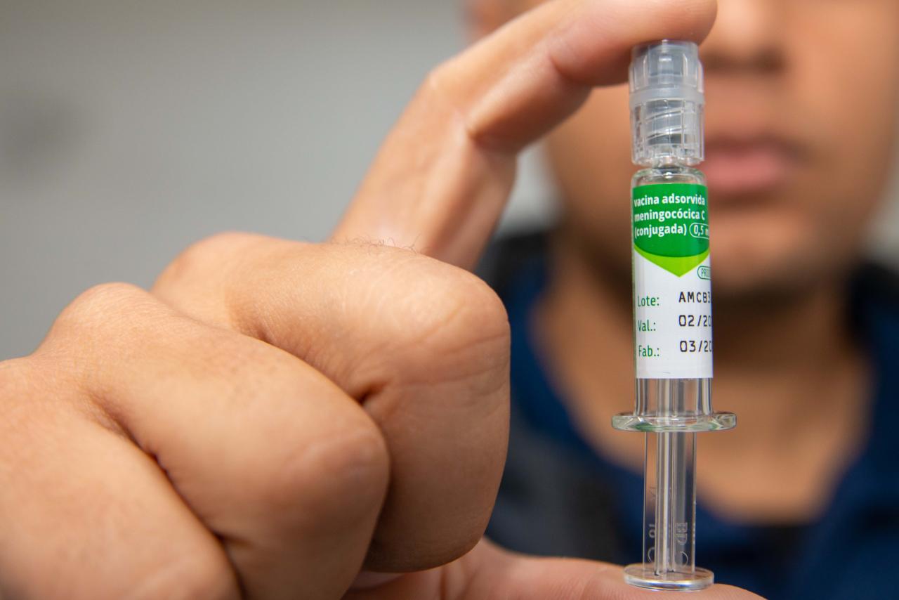 Minas Gerais amplia prazo para vacinação contra a meningite C