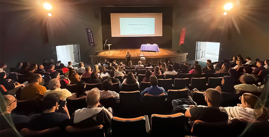 Prefeita participa da abertura do programa “Líder + Ágil” para supervisores