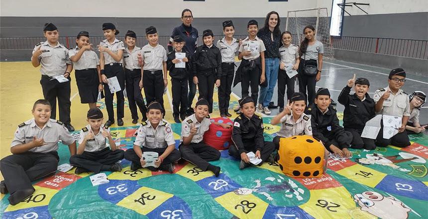 Procon realiza oficinas de educação financeira em escolas do município