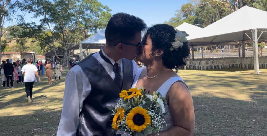 173 casais celebram união em casamento comunitário no Parque Municipal de Juiz de Fora