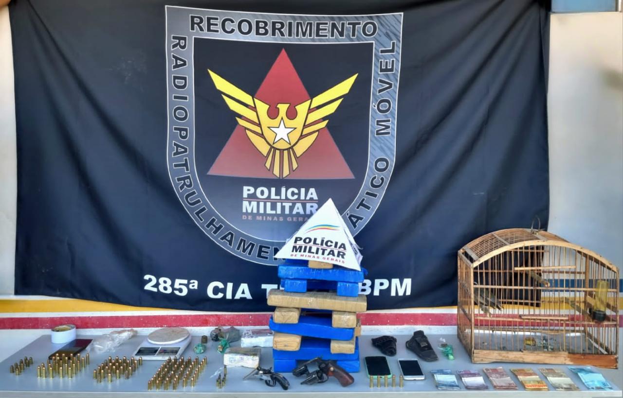 Operação Mamute desarticula organização criminosa e apreende drogas e armas em Ubá