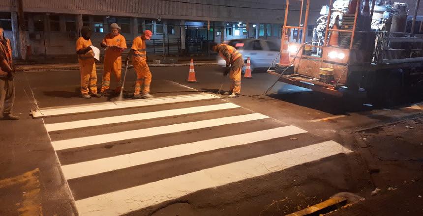 PJF inicia revitalização da sinalização de trânsito da Avenida dos Andradas