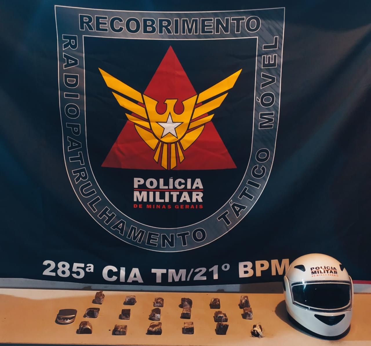 POLÍCIA MILITAR APREENDE DROGAS EM UBÁ