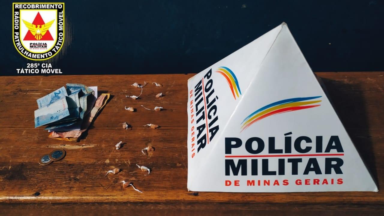 Polícia Militar realiza operação contra tráfico de drogas em Ubá