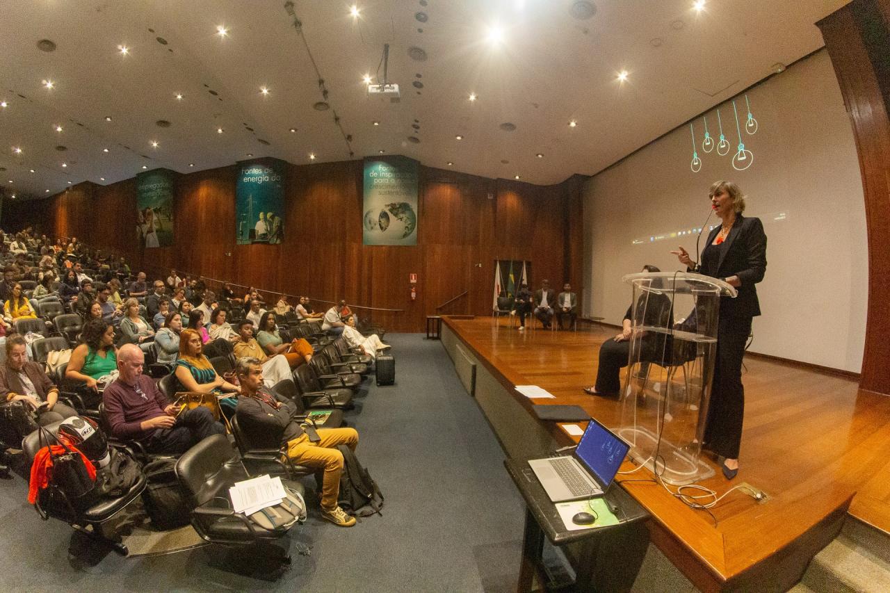 Governo de Minas, por meio da Secult-MG, convoca gestores municipais de cultura do estado para aderirem aos recursos da Lei Paulo Gustavo