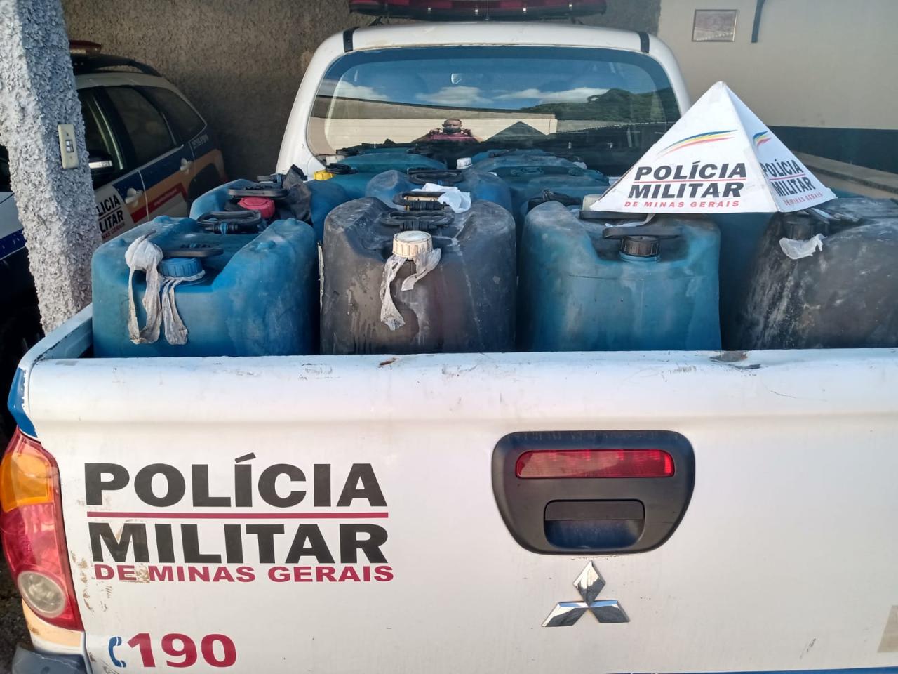 Três homens são presos acusados de roubar combustível na BR 040