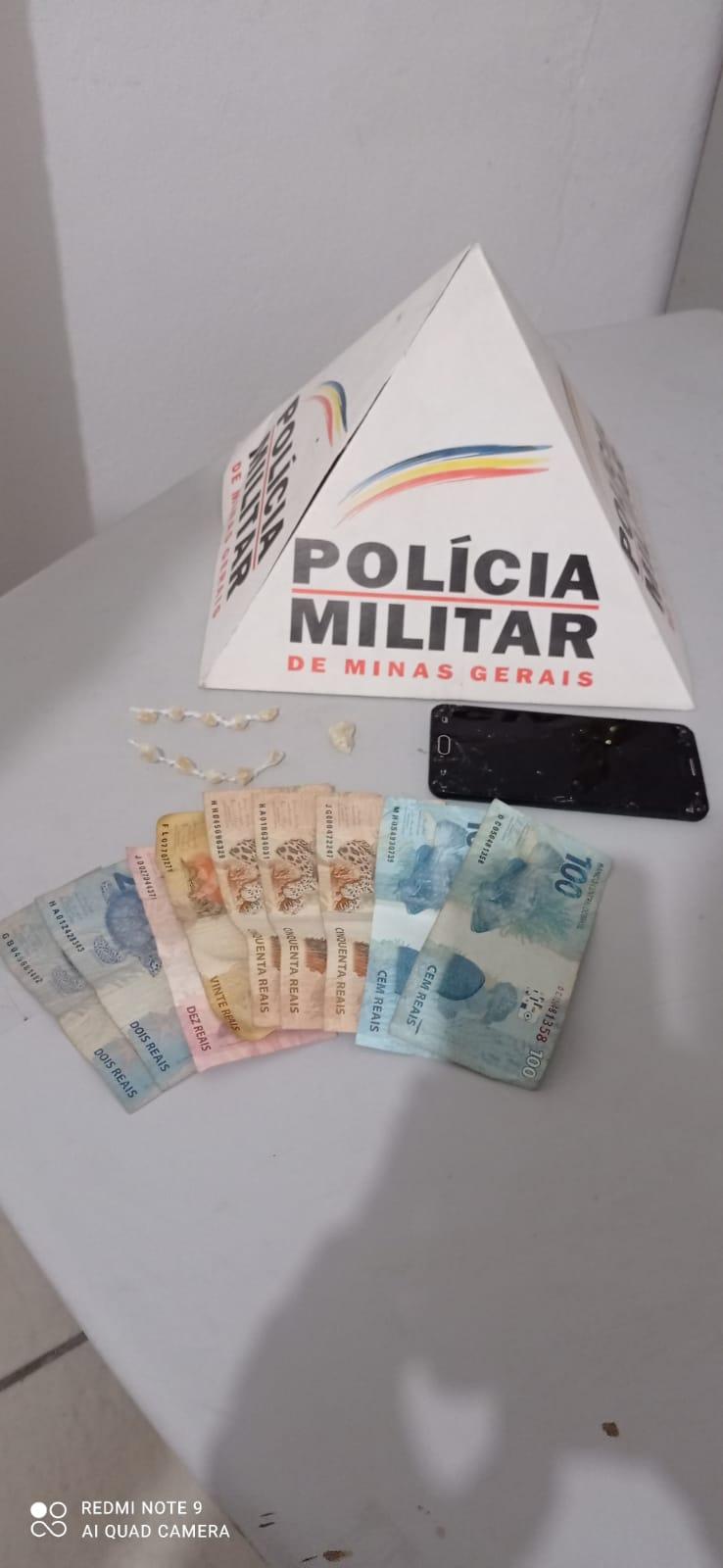 Um homem e um adolescente são presos por tráfico de drogas no bairro Dom Bosco