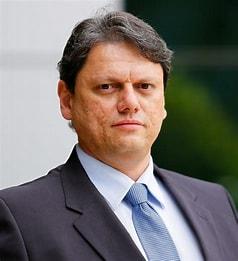 Governo Lula publica decreto que revoga programa de escolas cívico-militares