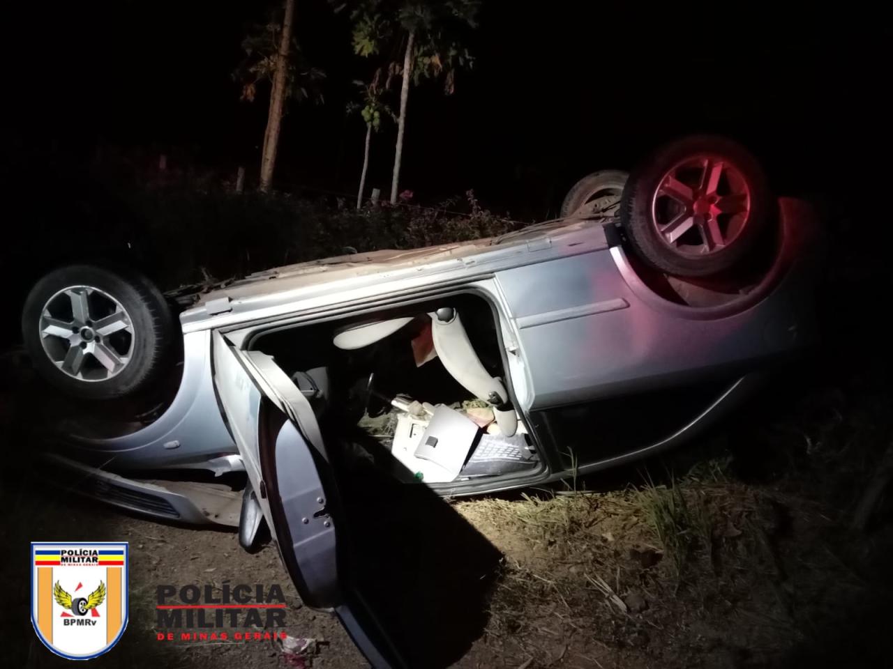 Jovem é preso em flagrante após acidente na Rodovia MG 285, km 89, em Piraúba
